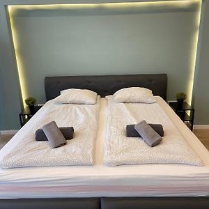 Studio met een King Size Bed